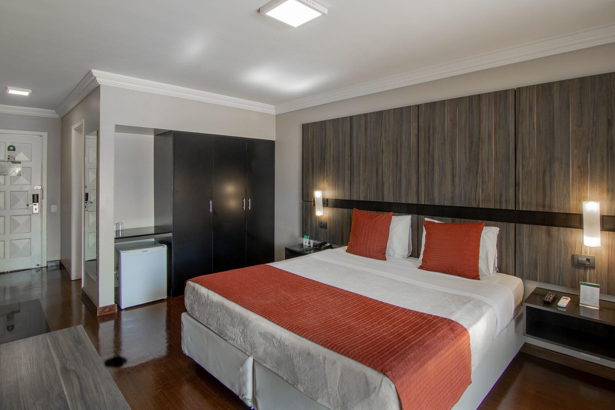 Hotel Deville Express Cascavel Cascavel  Eksteriør billede