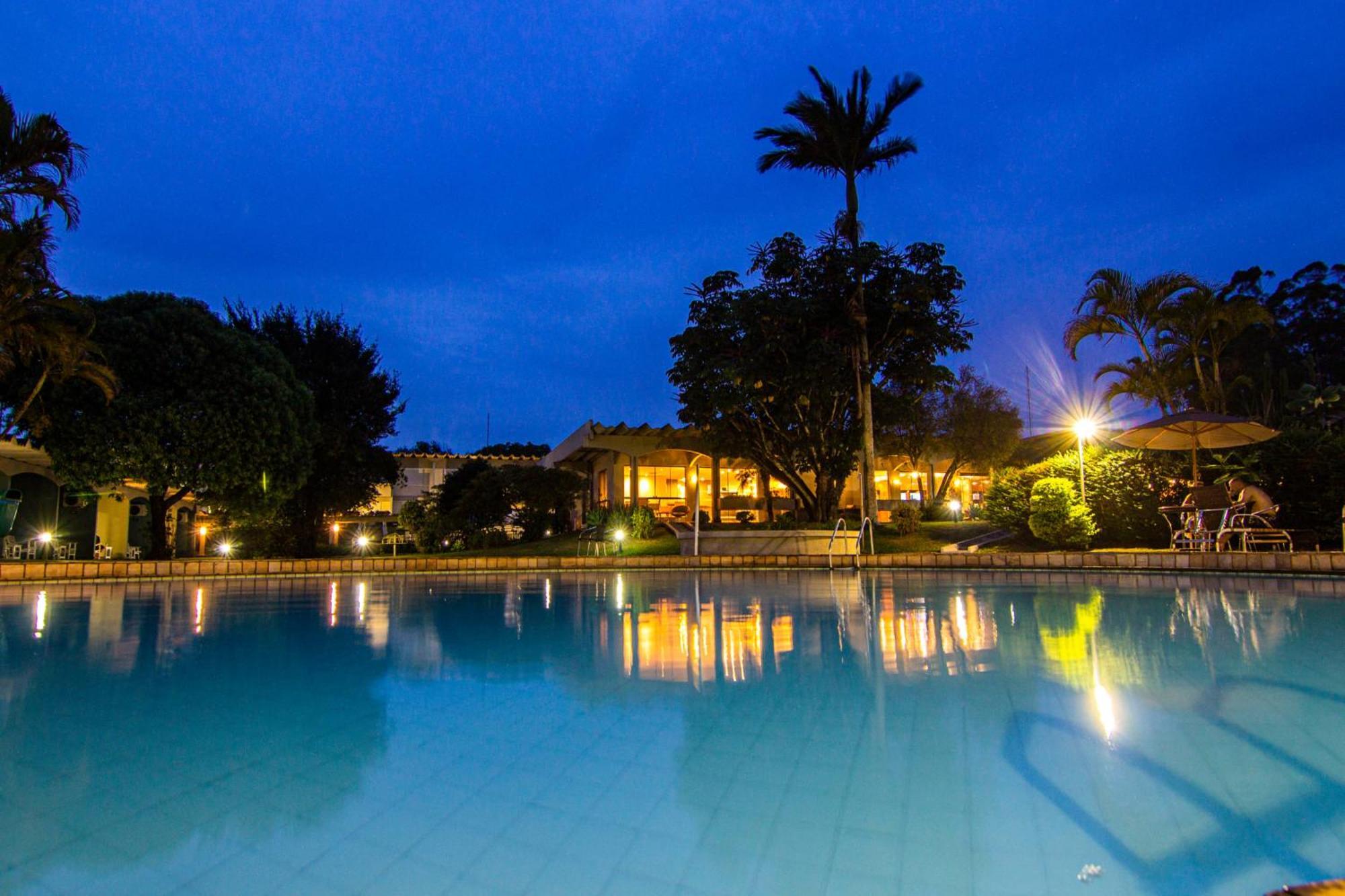 Hotel Deville Express Cascavel Cascavel  Eksteriør billede